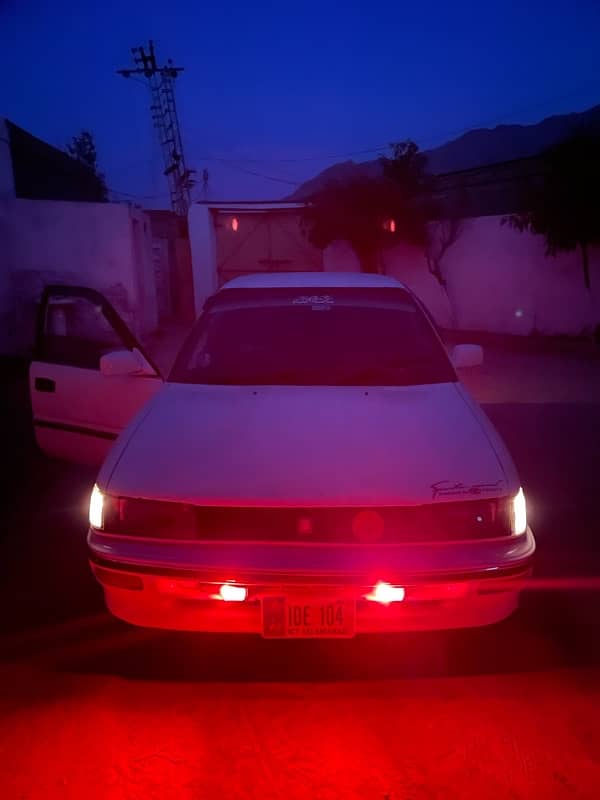 Toyota Corolla 1988 3