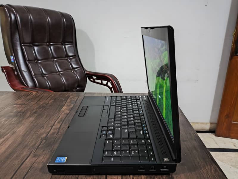 Dell Precision M4800 Mobile Workstation Core i7 4th Gen 8GB DDR3 1