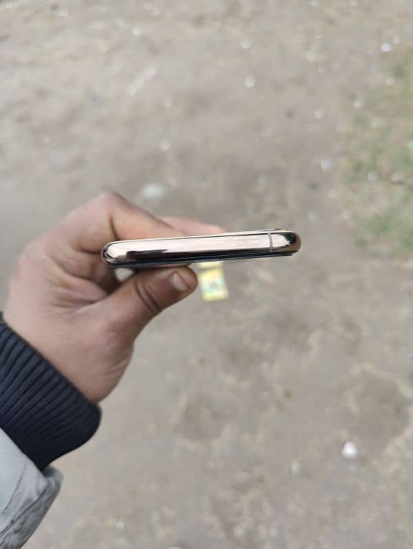 IPhone 11 Pro PTA Approved 6