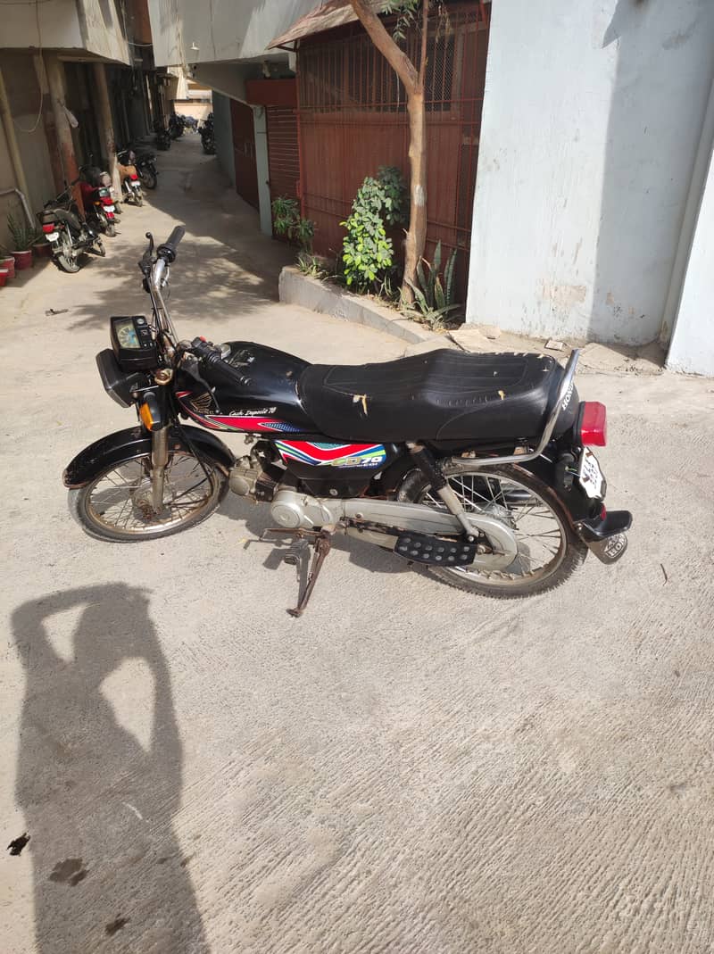 Honda CD 70 2018 8