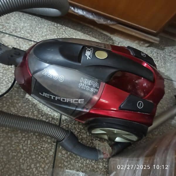 High-Performance Anex Vacuum Cleaner – Excellent Condition! 1