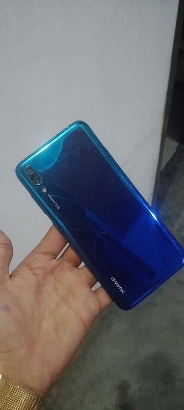 Huawei y7 prime 2019  memory 4/128     pta approved 4