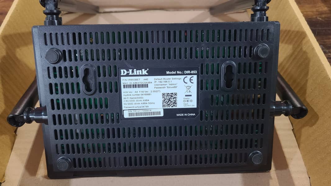 Dlink DIR-853 AC1300 Dual Band MU-MIMO WiFi Gigabit Router (Renewed) 19