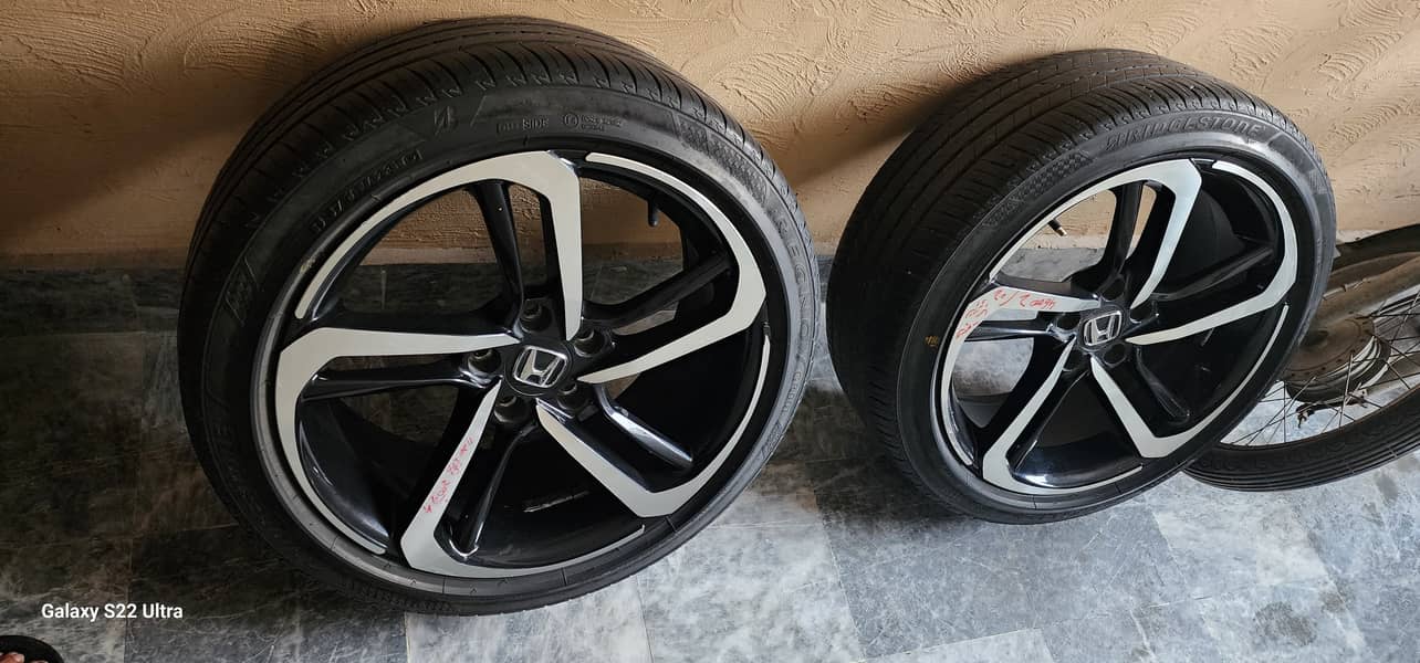 18 inches low profile tyres with rims 2