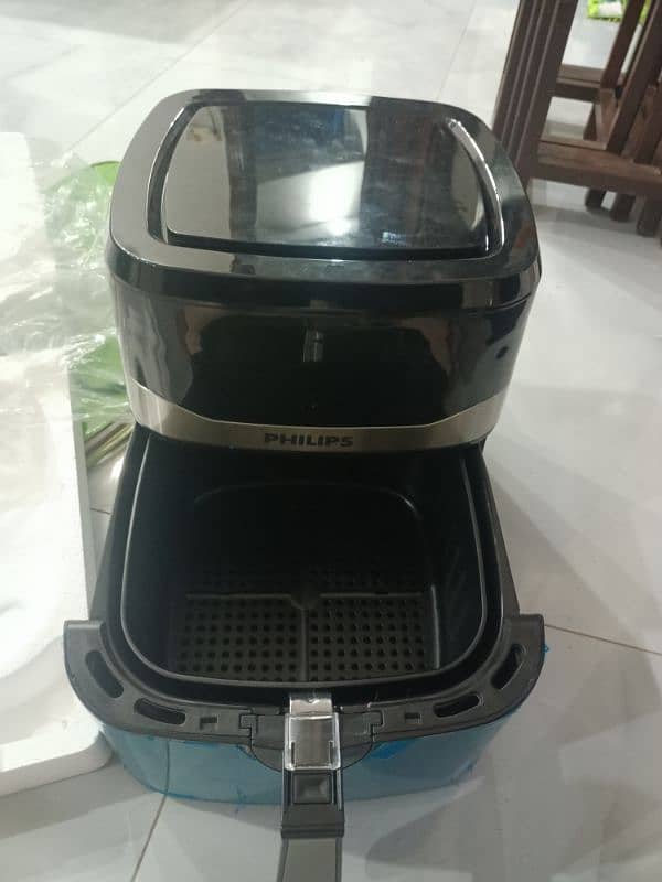 Philips airfryer xxxl model 9.2 litter 2