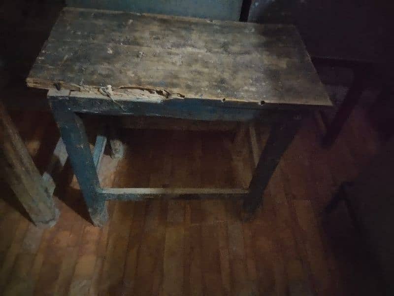 5 table for sale location khushab 6