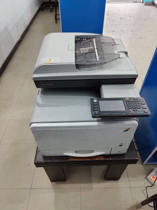 Richo Aficio MPC 305 Color All in one photocopier 2