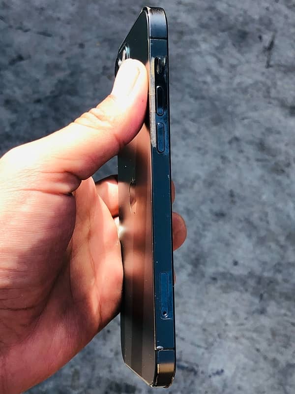 IPhone 12pro 256gb non PTA 5