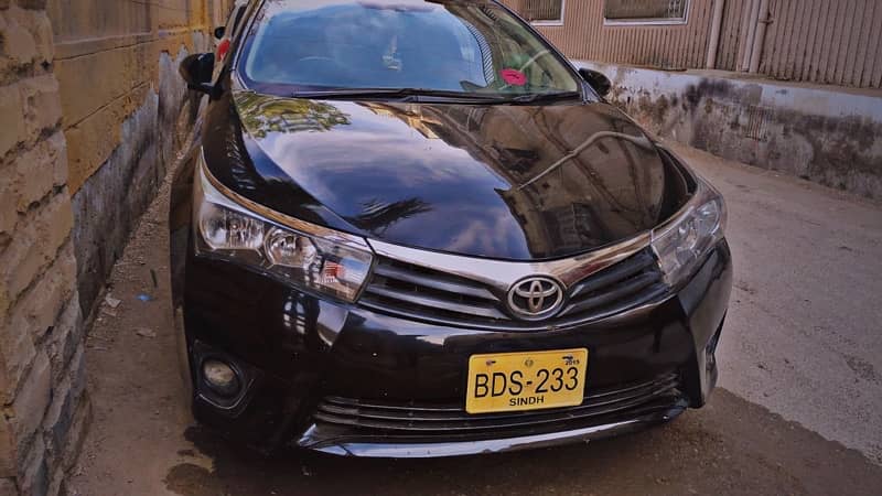 Toyota Corolla XLI 2015 (GLI CONVERTED) 1