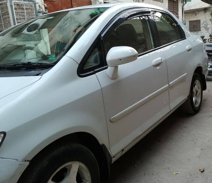 Honda City IDSI 2005 Total Genuine 8