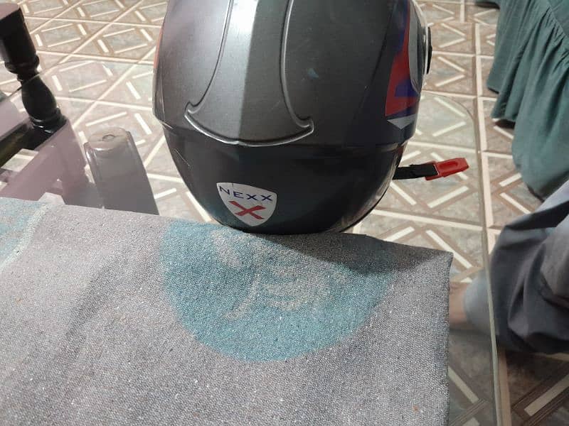 helmet 2