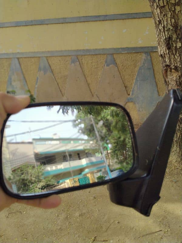 side mirror 0