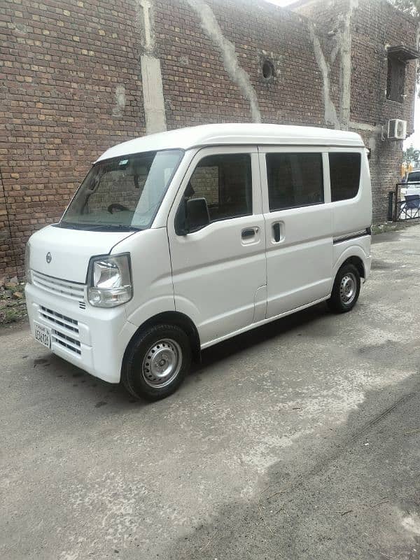 Nissan Clipper 2015 1