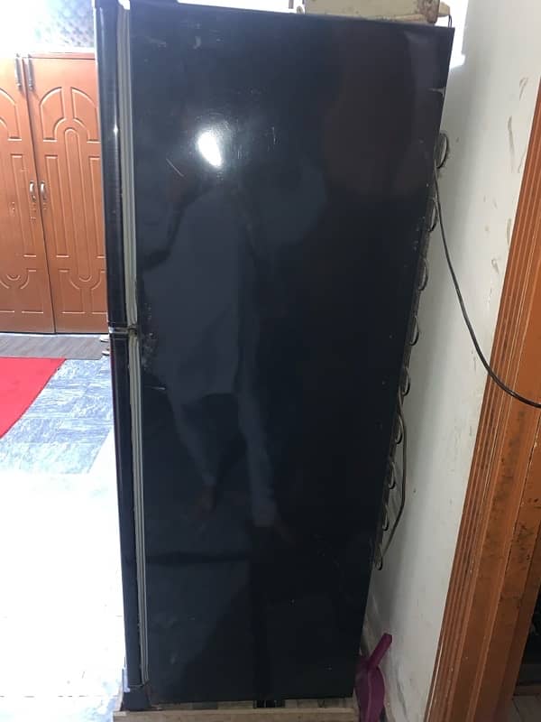 Dawlance Refrigerator For Urgent Sale . 4