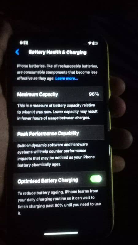 Iphone 11 64gb jv 10/10 condition 96 battery health 2