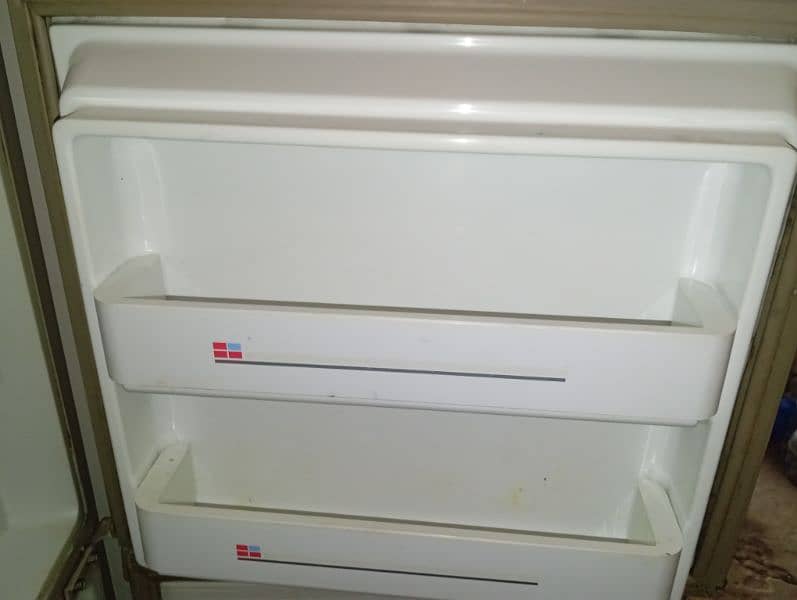 Small size fridge 1