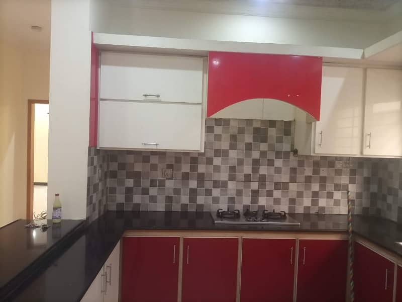 10 Marla upper portion available for rent bahria town phase 2 6