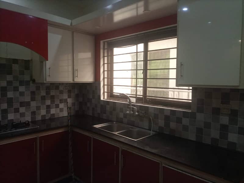 10 Marla upper portion available for rent bahria town phase 2 14