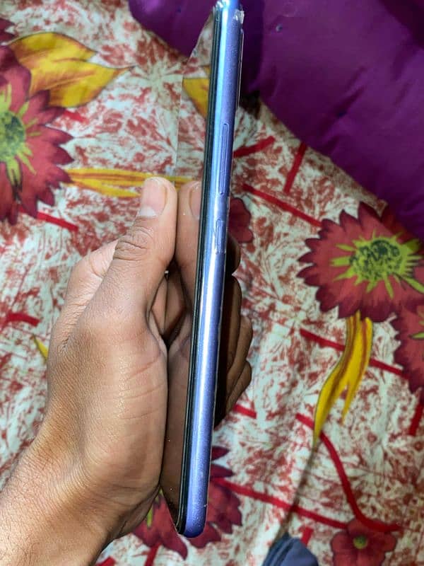 Vivo v20 panel back change but chlata. both acha ha 4