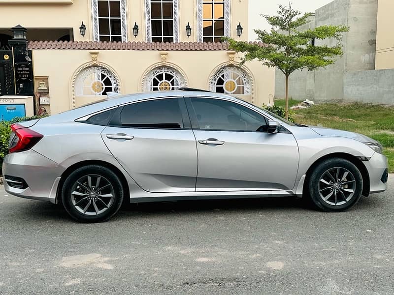 Honda Civic Oriel 2020 7