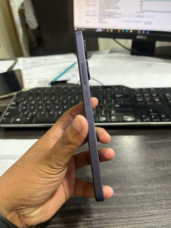 Realme Note 60 4/128gb with complete box 2