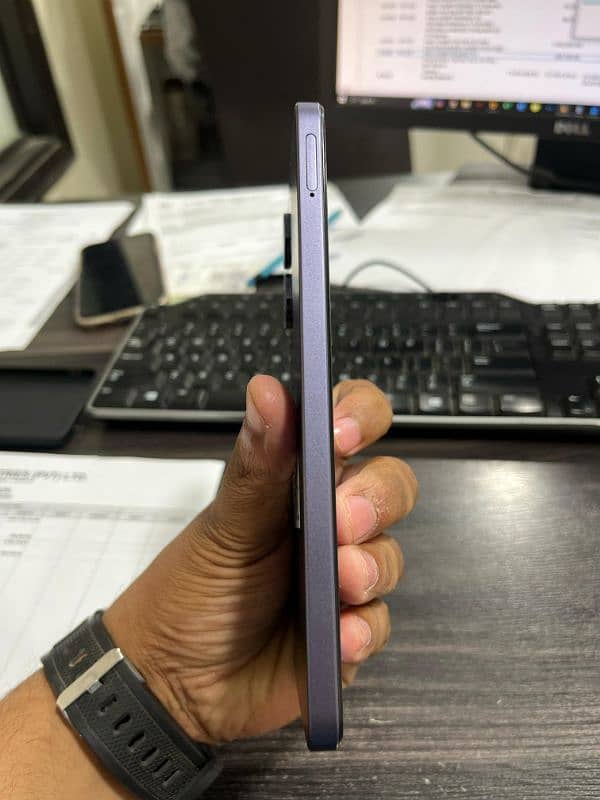 Realme Note 60 4/128gb with complete box 3