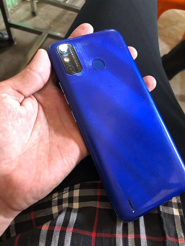 Tecno spark 6 go 3