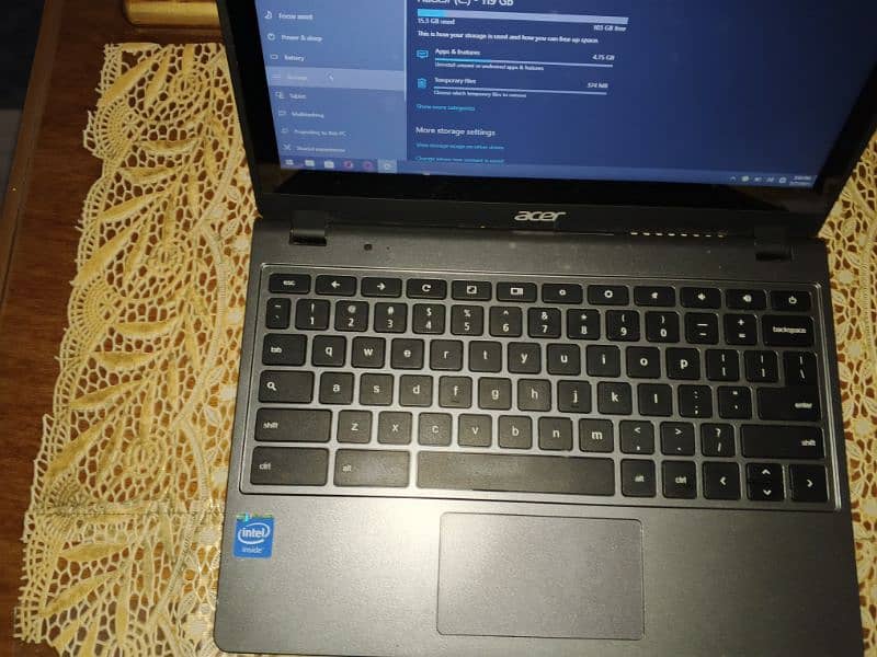 Acer C740p 2