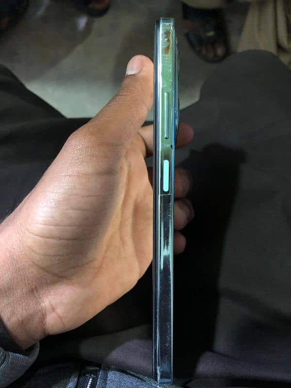 Infinix Hot40i 2