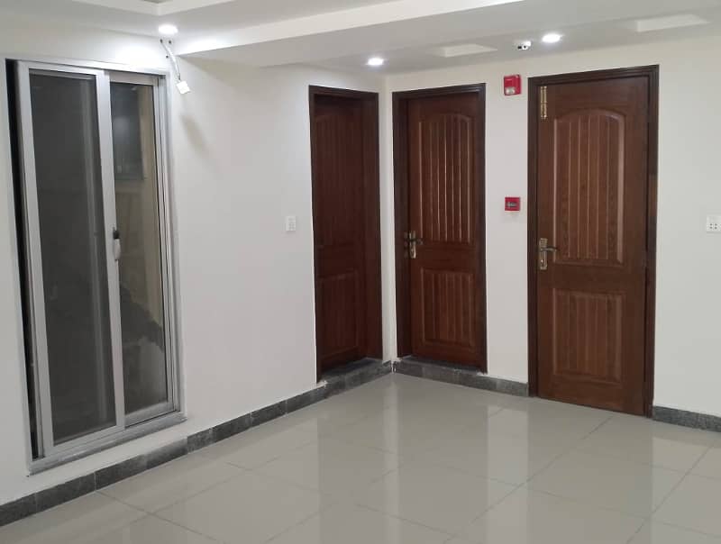 8 marla 3rd floor office with lift for rent phase 5: 3