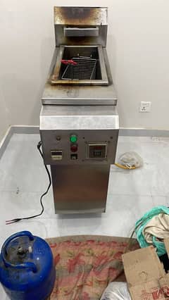 Fryer ( Fries , Zinger , All other Oil Frying item )