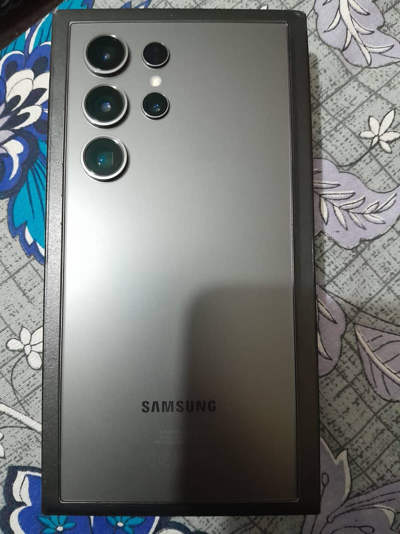 Samsung S24 Ultra 12/512 GB (Non-PTA) 1