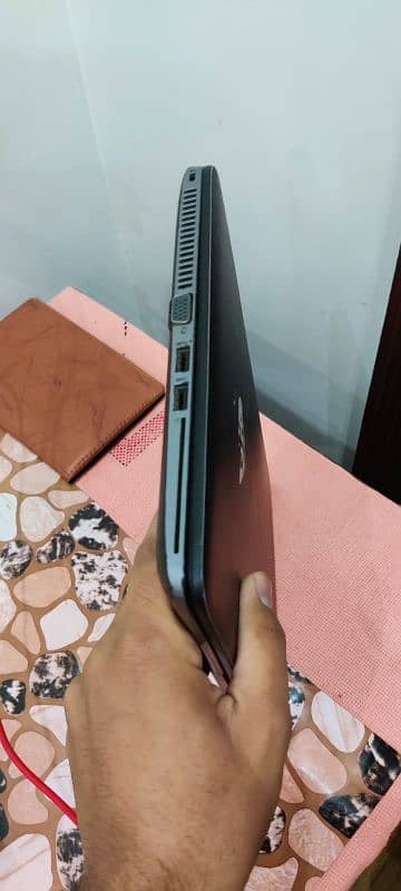 HP elite book 850 G1 3