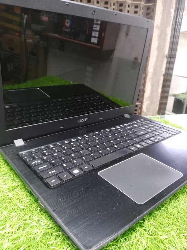 Acer Aspire E5-576 Core i3 8th Gen 3