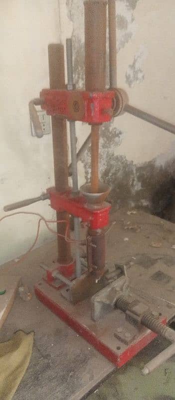 Hand Moulding machine + dies + Raw material 2