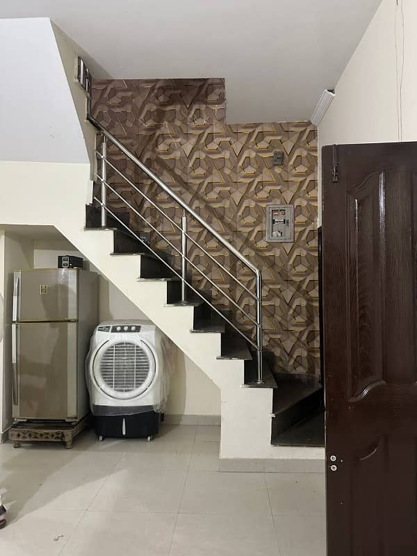 4 MARLA LIKE NEW HOUSE FOR SALE IN MILITARY ACCOUNTS COLLEGE ROAD LAHORE 1