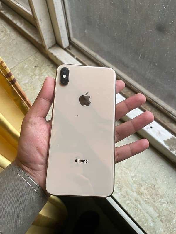 Iphone Xs Max 256 GB Official PTA approved 1