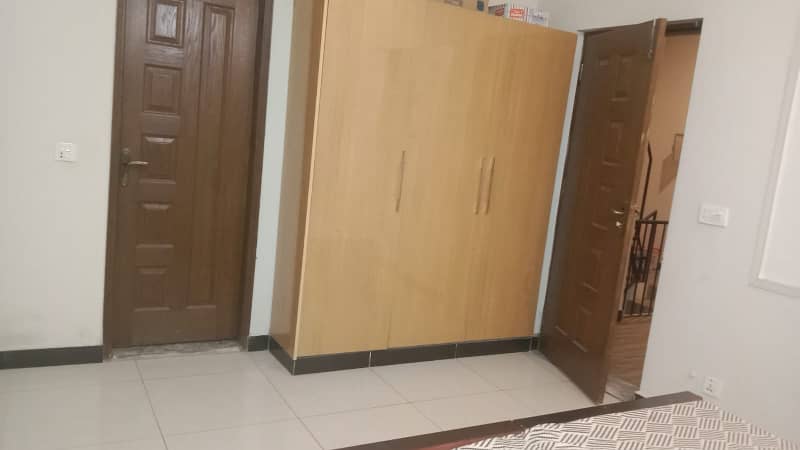 Upper portion For Rent 3