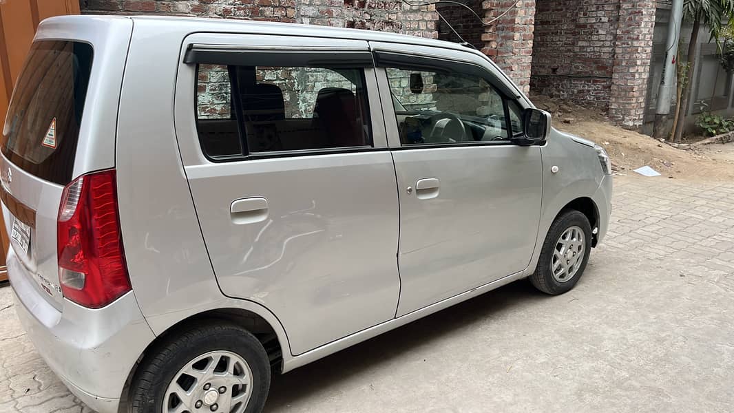 Suzuki Wagon R 2021 4