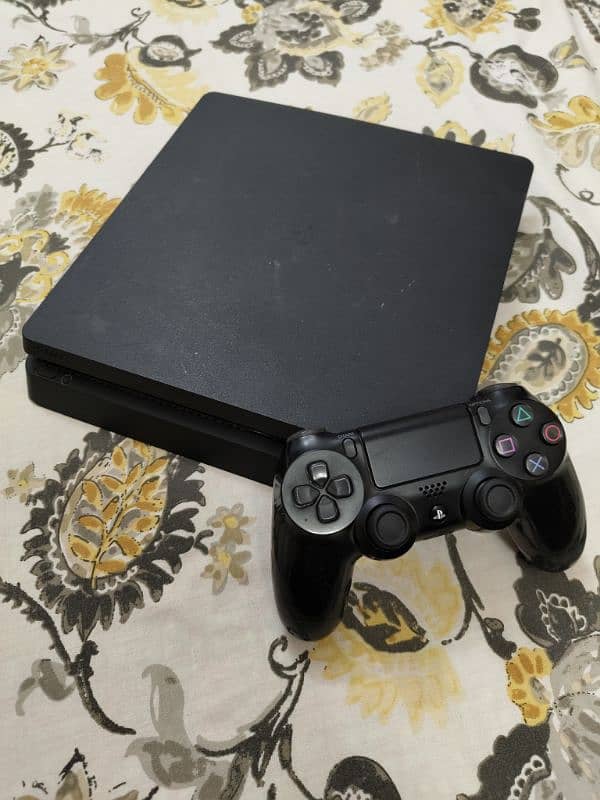 PS4 slim 0