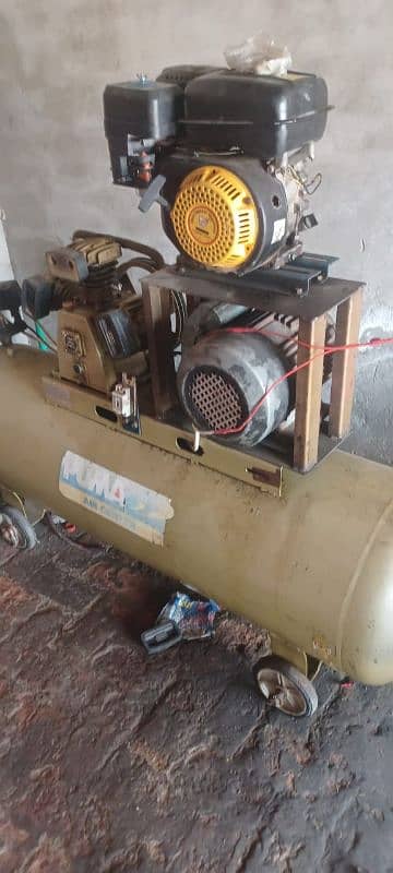 Hydrolic lift.  Foam Machine 2 Generator Air compressor Machine 1