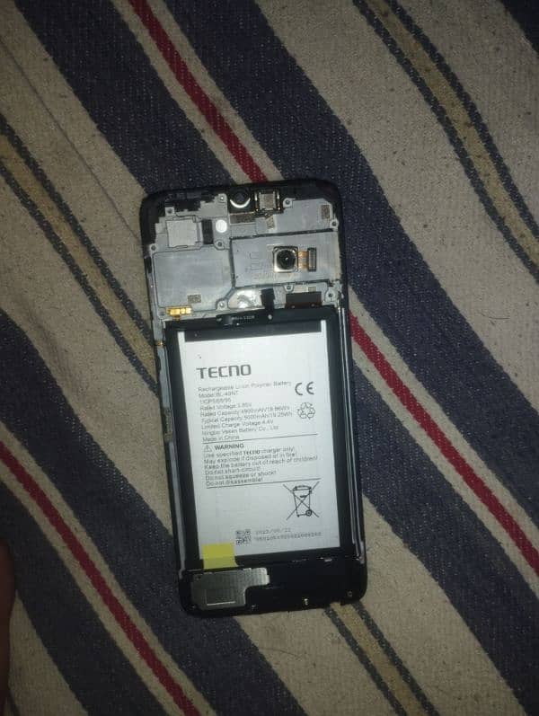 Tecno spark 10 4