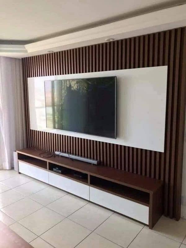 Wall base / media  wall|/ pvc wall peanl 8