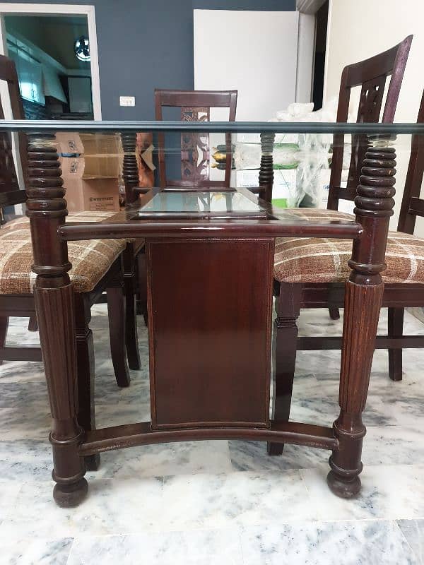 Dining table for sale 2