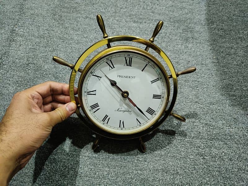 Brass Ships Wheel Nautical Clock vintage 1