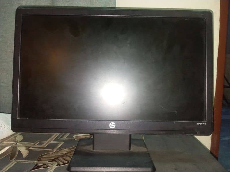 Hp monitor with electric wire 0