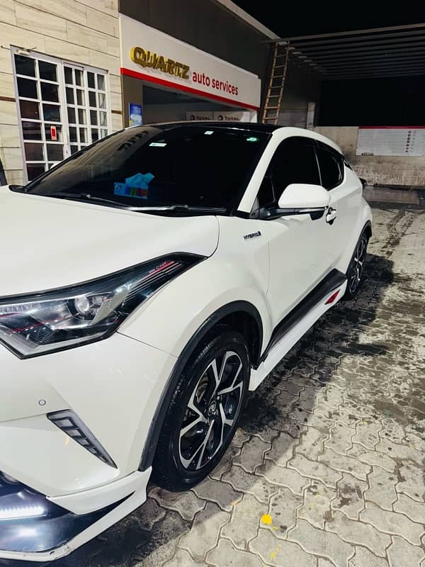 Toyota C-HR 2017 3