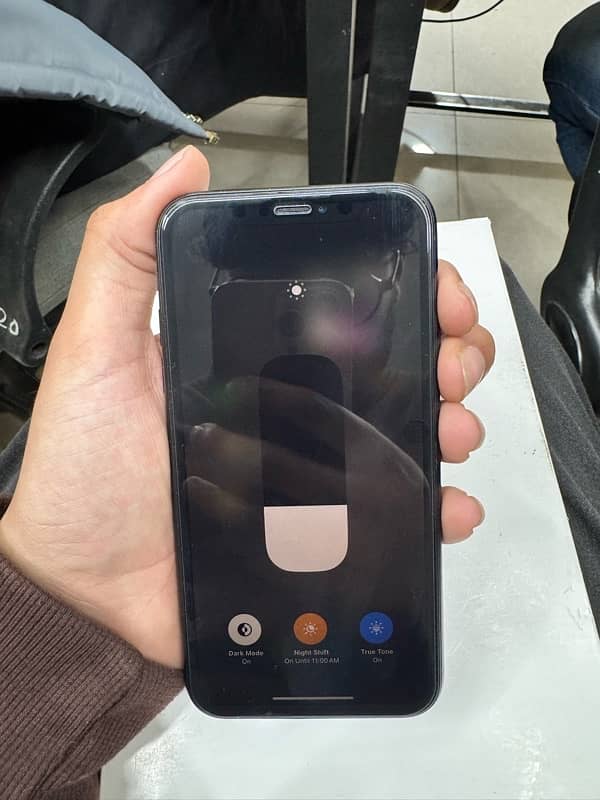 iphone xr dual sim pta approved 9