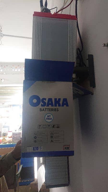 OSAKA BATTERIES HT 110A ONLY 20 DAYS USED MAKHAN CONDITION!! 4