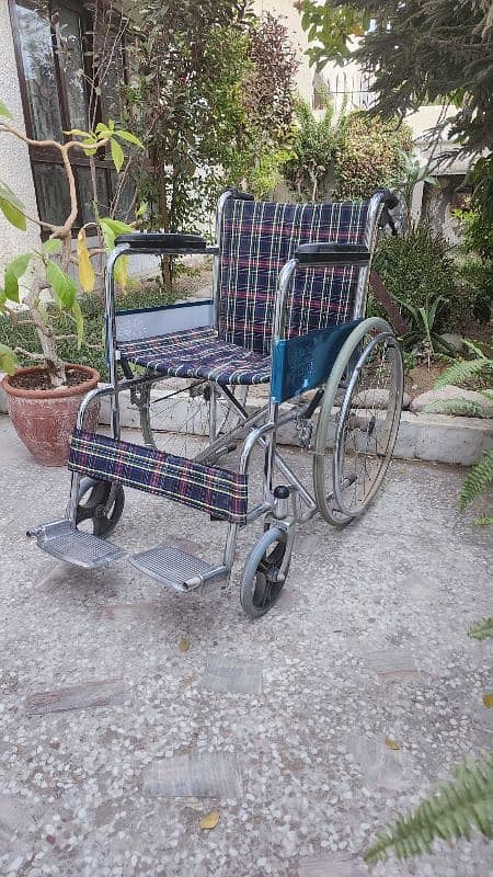 Foldable Wheelchair (Good Contition) 0